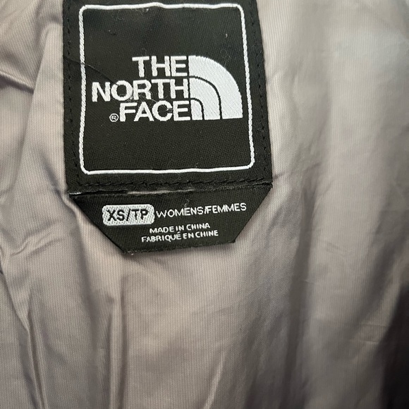 North face ski jacket - Picture 3 of 4